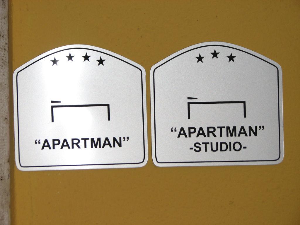 R-Club Old Town Apartments Будва Екстер'єр фото