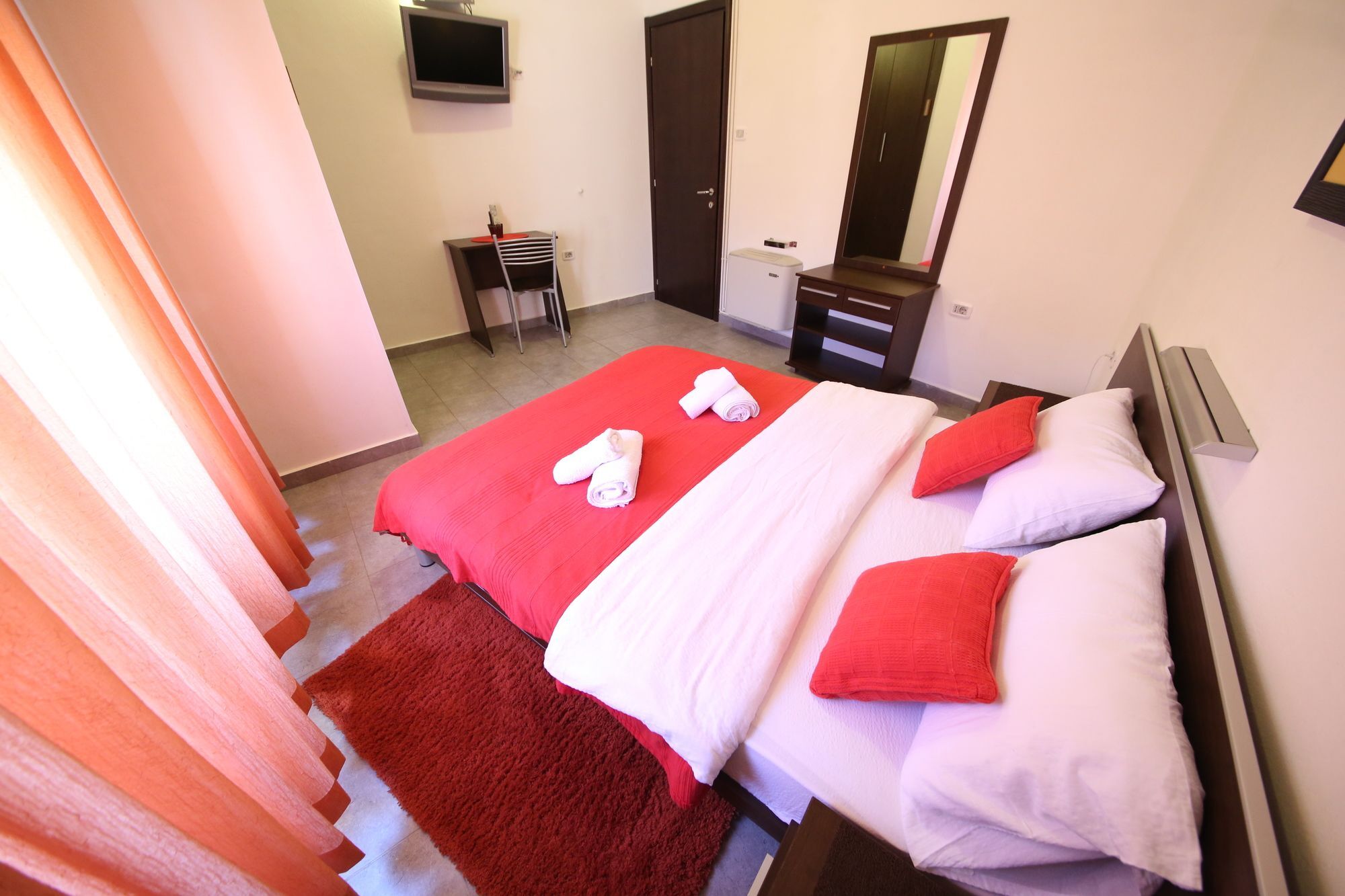R-Club Old Town Apartments Будва Екстер'єр фото